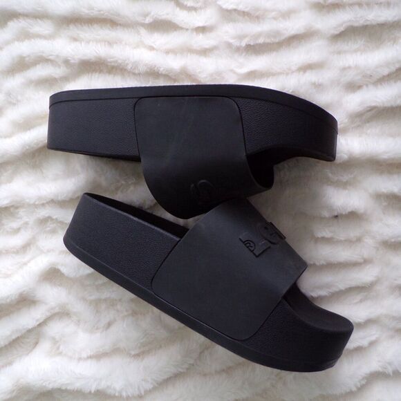 Levi's platform slides 9.5 - Picture 5 of 8